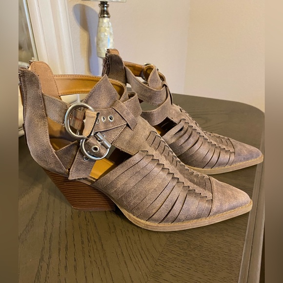 Booties - Picture 1 of 3